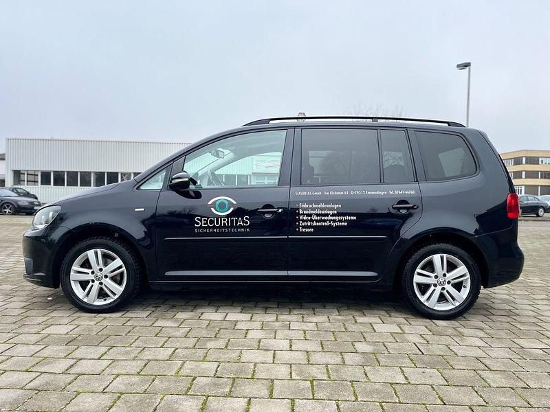 Gebraucht VW Touran Match 105 PS (77 kW) 2012 Schwarz Van / Kleinbus