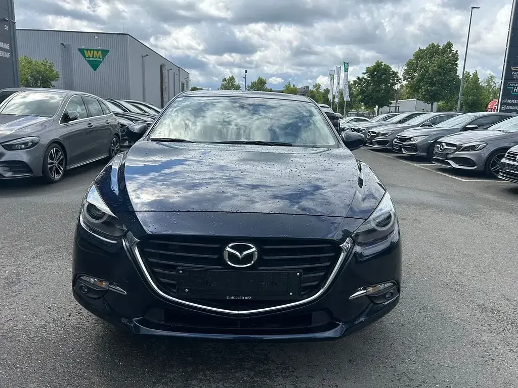 Gebraucht Mazda 3 Exclusive-Line 120 PS (88 kW) 2017 Blau Limousine