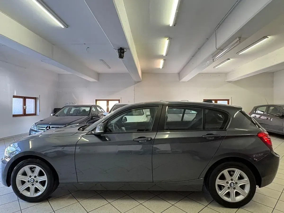 Gebraucht BMW 116 136 PS (100 kW) 2014 Grau Kleinwagen