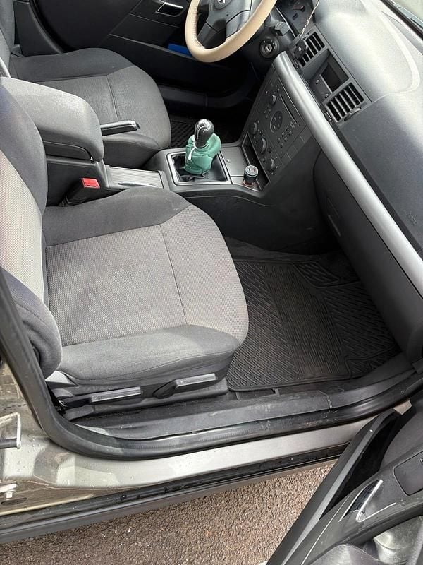 Gebraucht Opel Vectra 122 PS (89 kW) 2003 Limousine