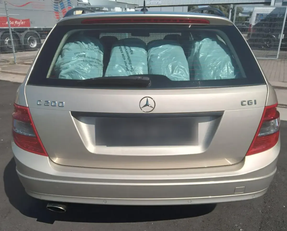 Gebraucht Mercedes C200 Elegance 184 PS (135 kW) 2010 Gold Kombi