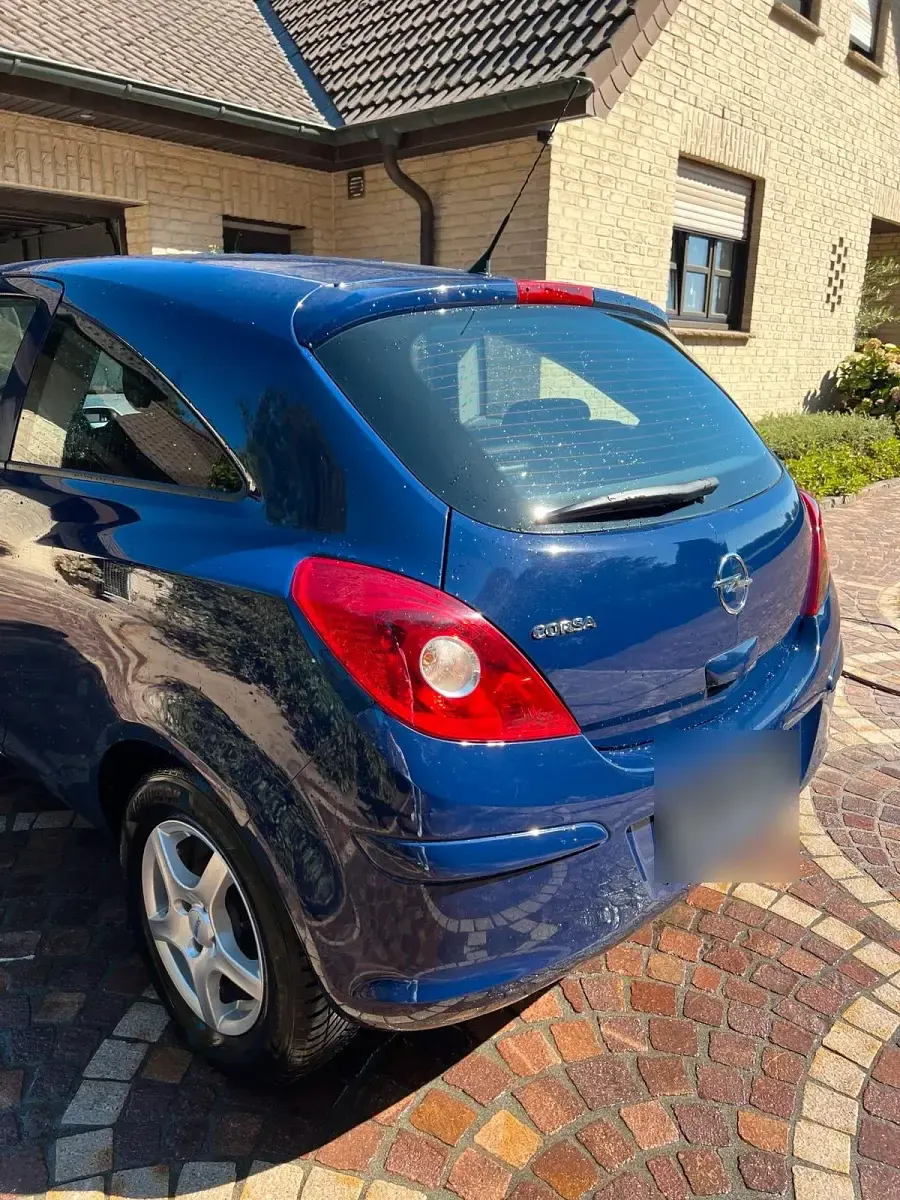 Gebraucht Opel Corsa 90 PS (66 kW) 2008 Blau Kleinwagen