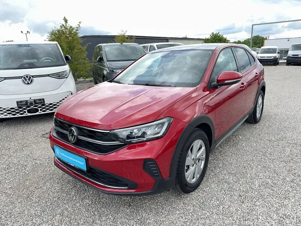 Gebraucht VW Taigo Life 95 PS (69 kW) 2023 Kings red SUV