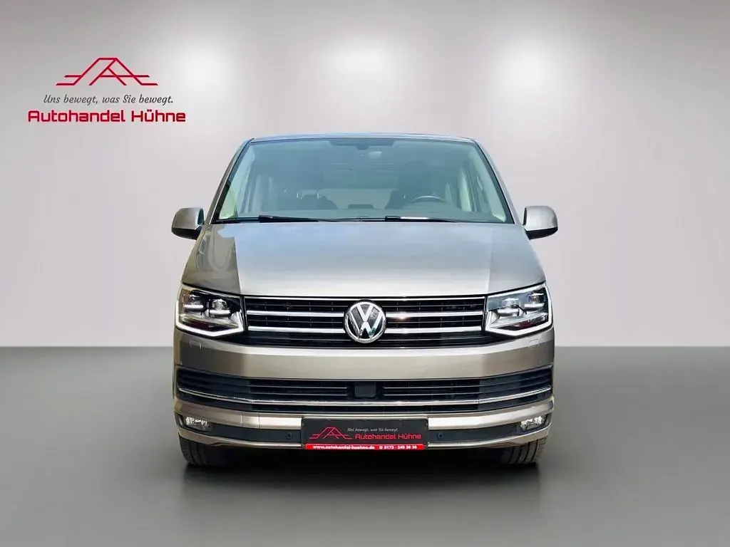 Gebraucht VW Multivan 150 PS (110 kW) 2019 Beige Van / Kleinbus