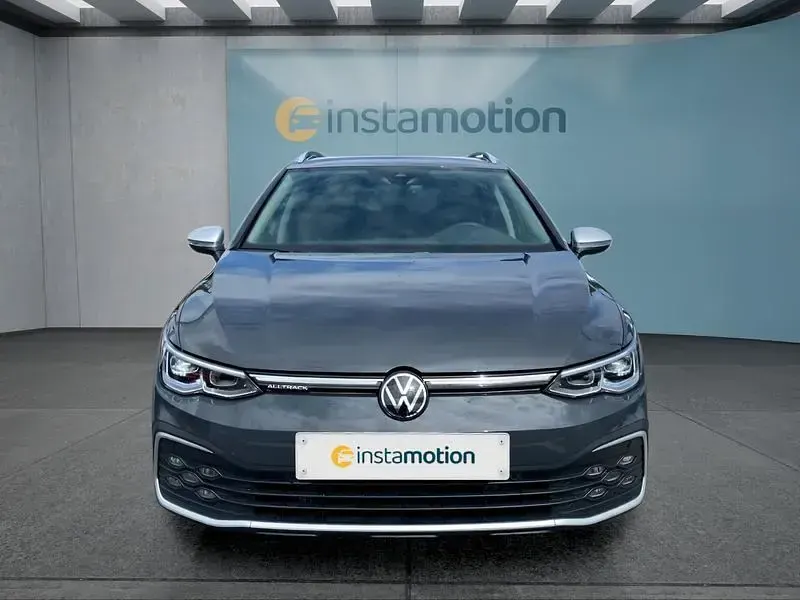 Gebraucht VW Golf VIII 200 PS (147 kW) 2023 Grau Kombi