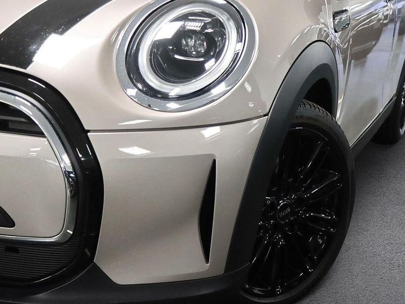 Gebraucht Mini Cooper 136 PS (100 kW) 2022 Rooftop grey Kleinwagen