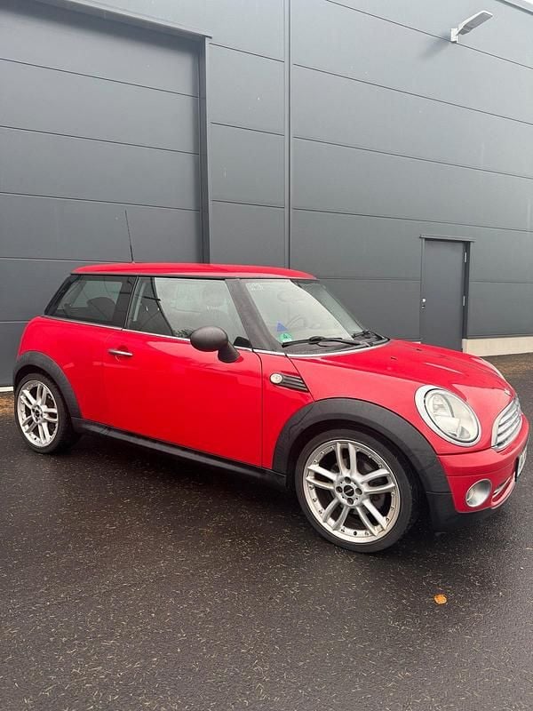 Gebraucht Mini Cooper 95 PS (69 kW) 2009 Rot Kleinwagen