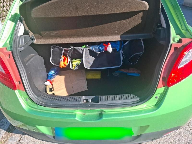 Gebraucht Mazda 2 103 PS (75 kW) 2008 Grün Kleinwagen