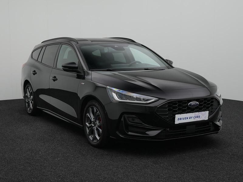 Gebraucht Ford Focus ST-Line X 125 PS (91 kW) 2024 Obsidianschwarz metallic Kombi