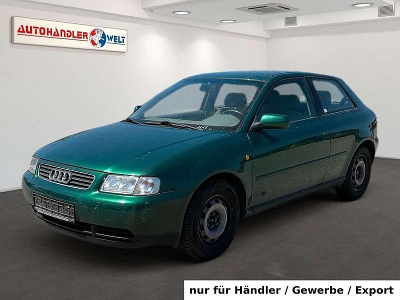 Grün Gebraucht 1998 Audi A3 Limousine | 399 € (Superpreis) - Bild 1/3
