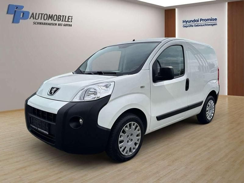 Weiß Gebraucht 2017 Peugeot Bipper Comfort Van / Kleinbus | 8.990 € - Bild 1/4