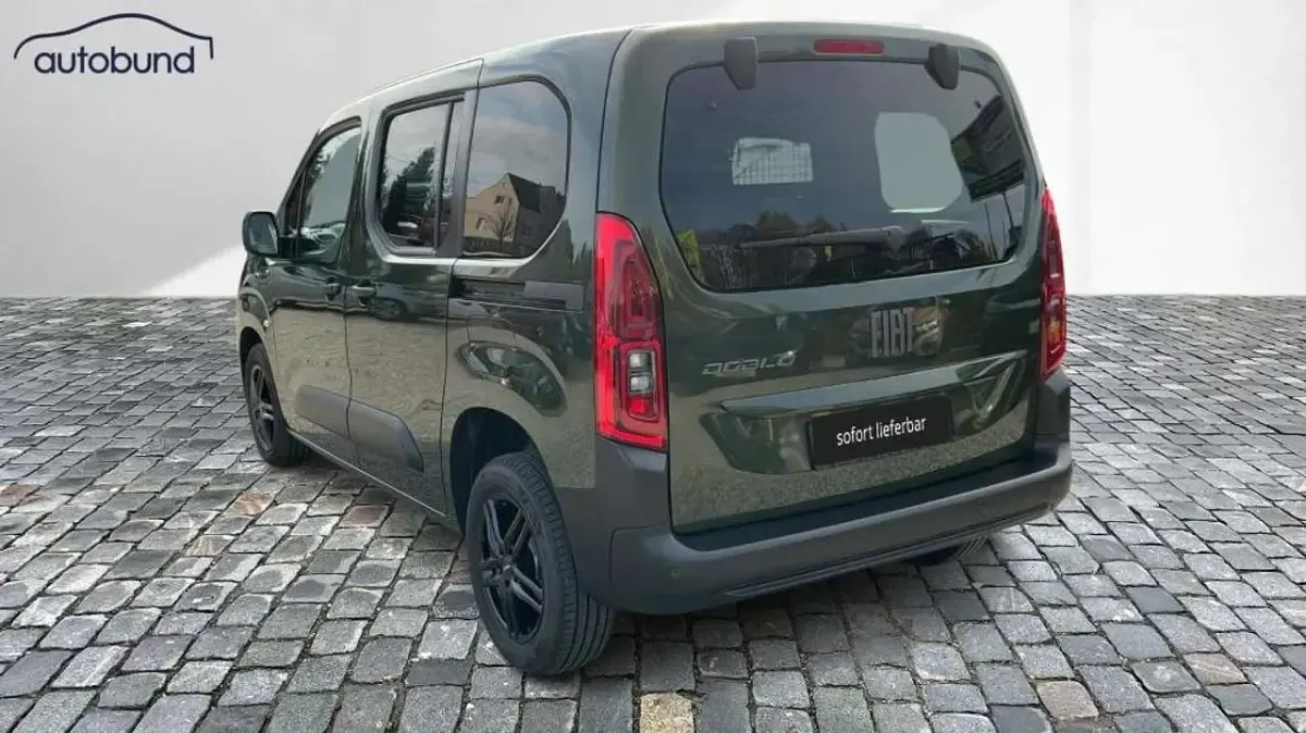 Gebraucht Fiat Doblò 136 PS (100 kW) 2024 Grün Van / Kleinbus