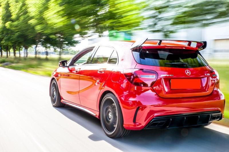 Rot Gebraucht 2016 Mercedes A45 AMG AMG Kleinwagen | 27.000 € (Fairer Preis) - Bild 1/4