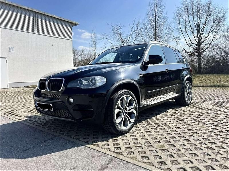 Second-hand BMW X5 Exclusive 245 CP (180 kW) 2012 Negru SUV