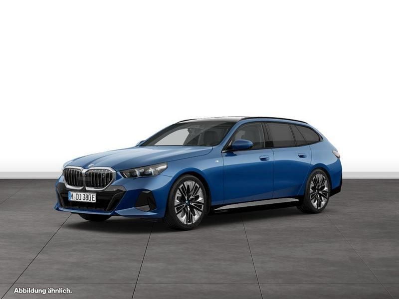 Blau Gebraucht 2024 BMW i5 Limousine | 65.751 € - Bild 1/3
