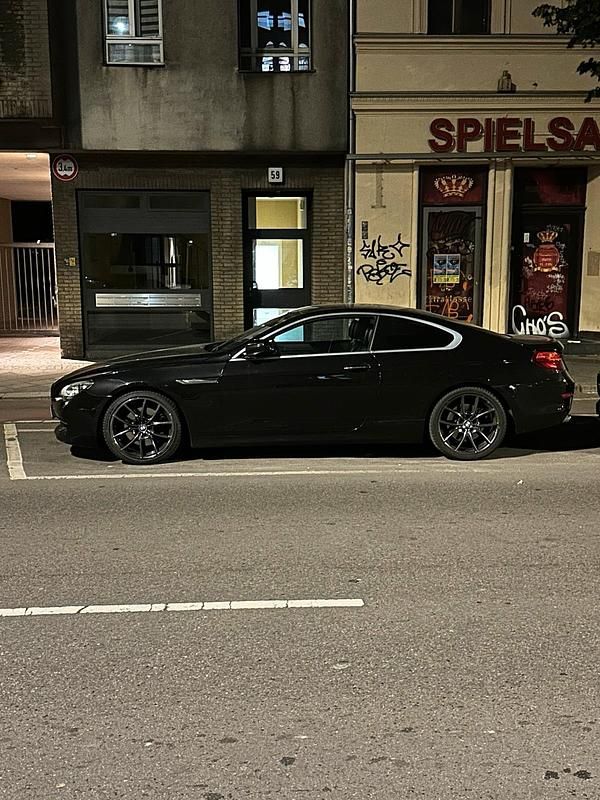 Schwarz Gebraucht 2013 BMW 640 Coupé | 18.999 € (Superpreis) - Bild 1/4