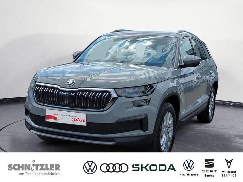 Grau Gebraucht 2023 Skoda Kodiaq Style SUV | 35.980 € (Guter Preis) - Bild 1/4