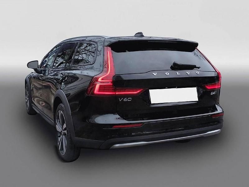 Gebraucht Volvo V60 Plus 197 PS (144 kW) 2023 Schwarz Kombi
