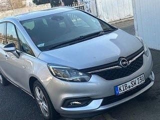 Gebraucht Opel Zafira Tourer Business 140 PS (102 kW) 2016 Schwarz Van / Kleinbus
