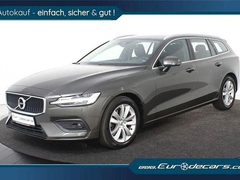Grau Gebraucht 2021 Volvo V60 Kombi | 25.800 € (Superpreis) - Bild 1/4