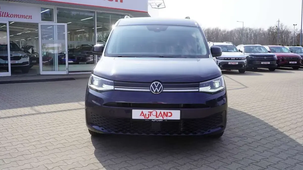 Gebraucht VW Caddy Life 122 PS (89 kW) 2023 Blau Van / Kleinbus