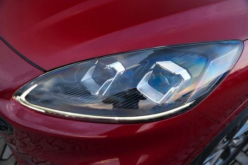 Gebraucht Ford Kuga ST-Line 224 PS (164 kW) 2021 Lucidrot SUV