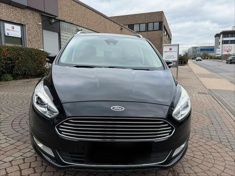 Gebraucht Ford Galaxy 150 PS (110 kW) 2017 Schwarz Van / Kleinbus