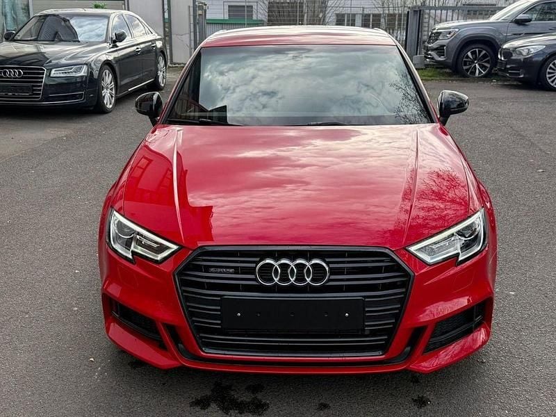 Gebraucht Audi A3 S-Line 190 PS (139 kW) 2019 Rot Limousine