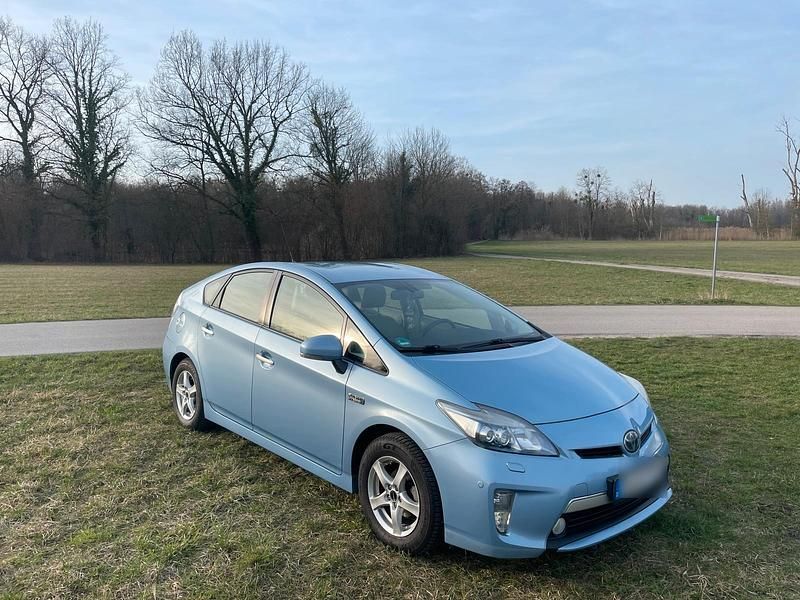 Gebraucht Toyota Prius Comfort 136 PS (100 kW) 2012 Blau Limousine