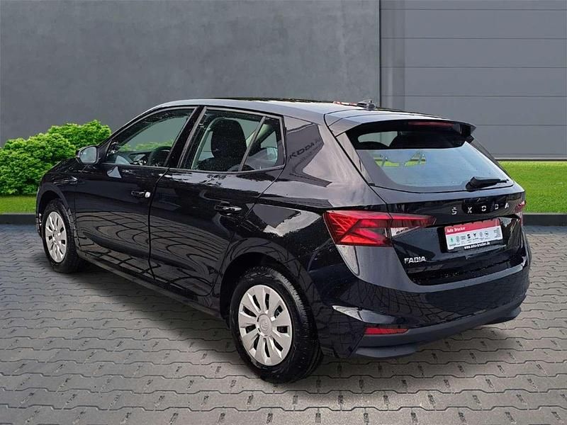 Gebraucht Skoda Fabia Active 65 PS (47 kW) 2023 Schwarz Kleinwagen