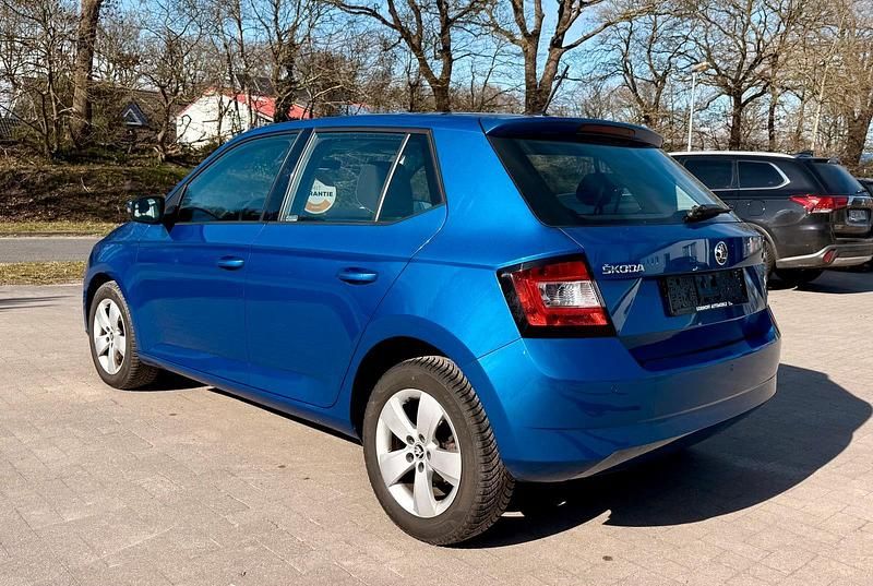 Gebraucht Skoda Fabia Style 110 PS (80 kW) 2016 Blau Kleinwagen