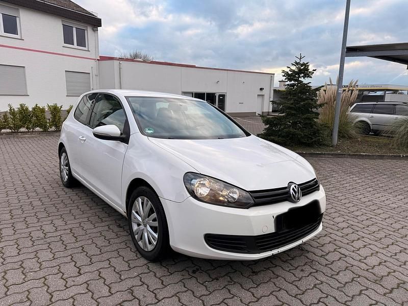 Weiß Gebraucht 2009 VW Golf V Kombi | 3.700 € (Fairer Preis) - Bild 1/4