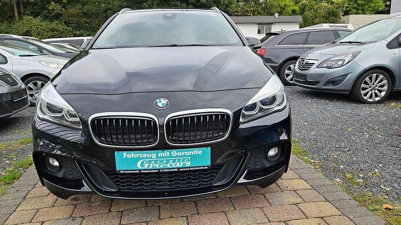 Schwarz Gebraucht 2016 BMW 225 Active Tourer M Sport Van / Kleinbus | 14.400 € (Fairer Preis) - Bild 1/4