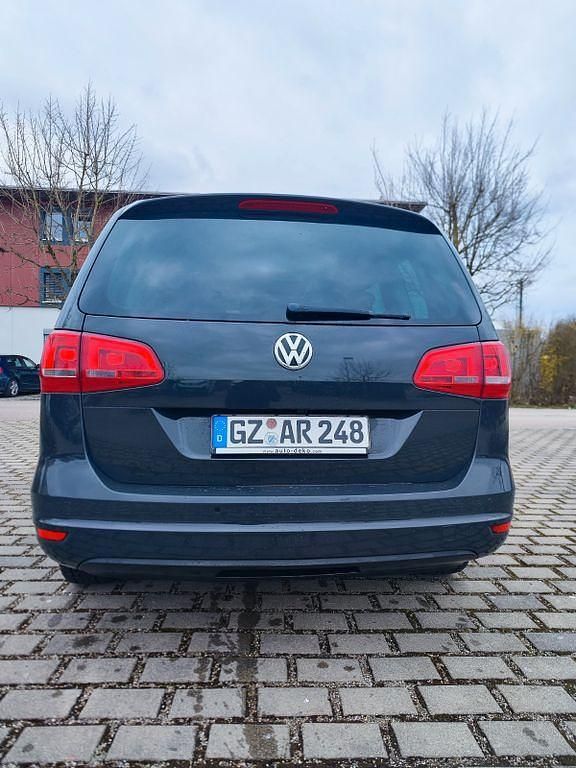 Gebraucht VW Sharan 140 PS (102 kW) 2012 Grau Van / Kleinbus