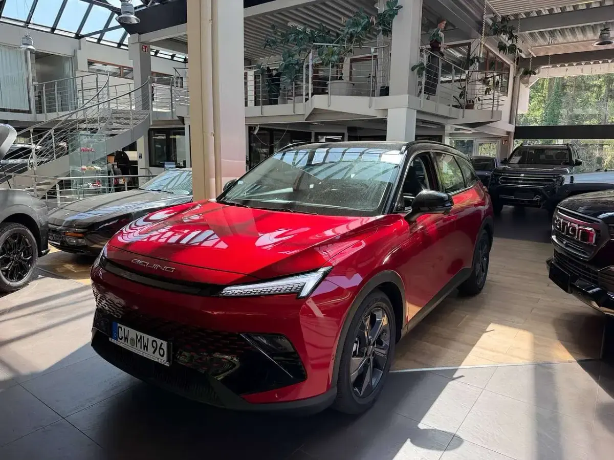 Gebraucht Baic X55 177 PS (130 kW) 2026 Rot SUV
