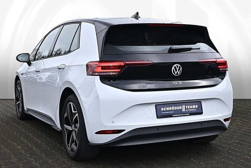Gebraucht VW ID.3 Pro Performance 150 kW (204 PS) 2022 Weiß Kleinwagen