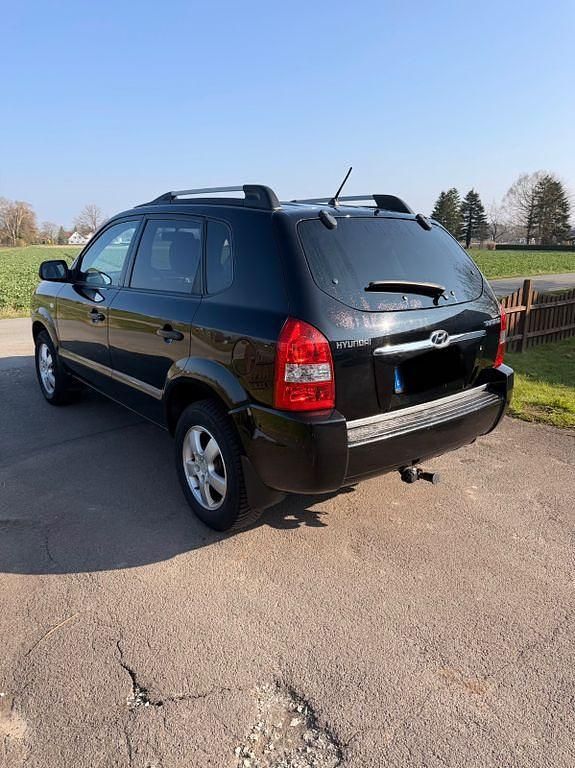 Gebraucht Hyundai Tucson GLS 141 PS (103 kW) 2006 Schwarz SUV