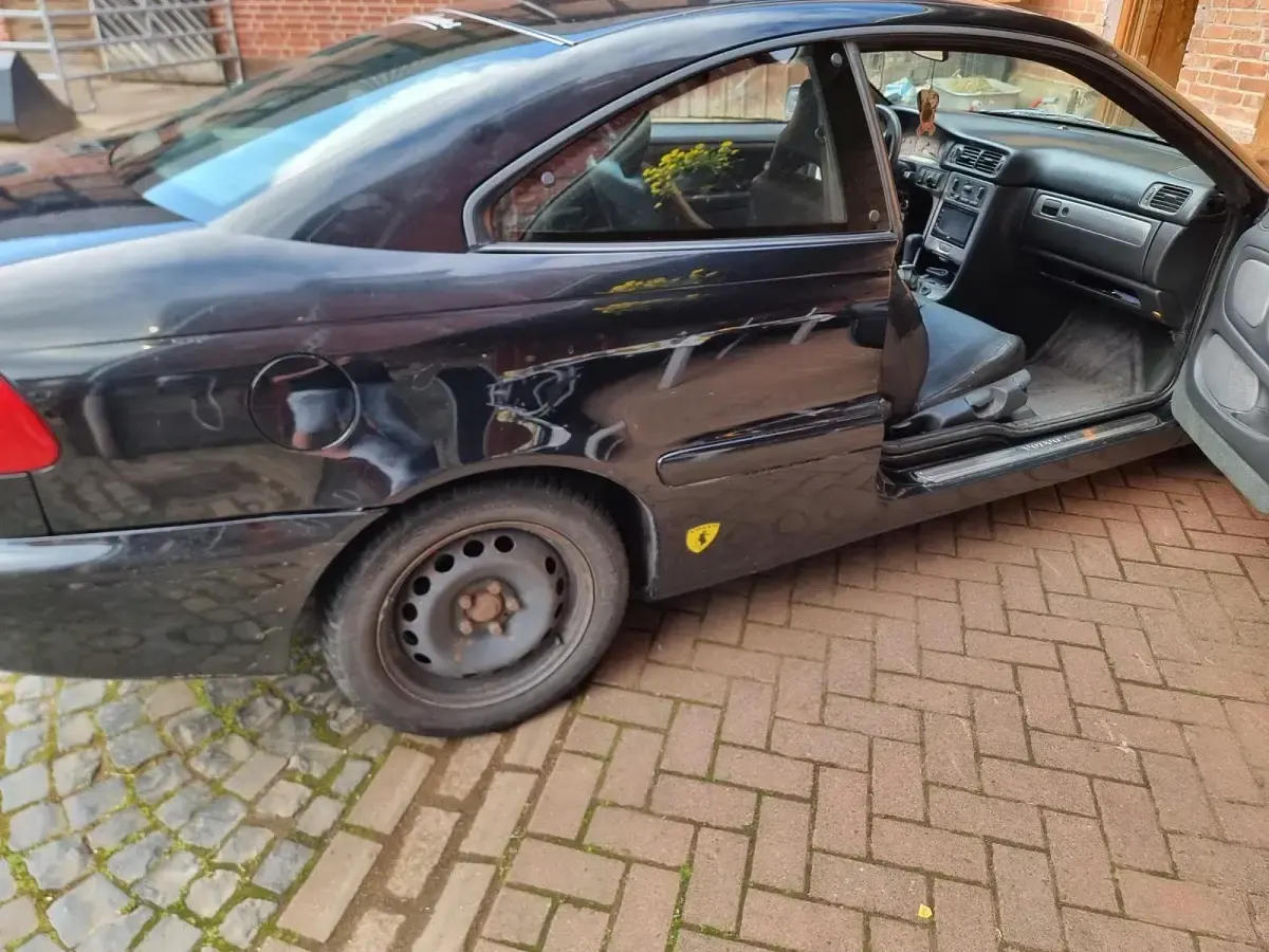 Gebraucht Volvo C70 163 PS (119 kW) 2000 Schwarz Coupé