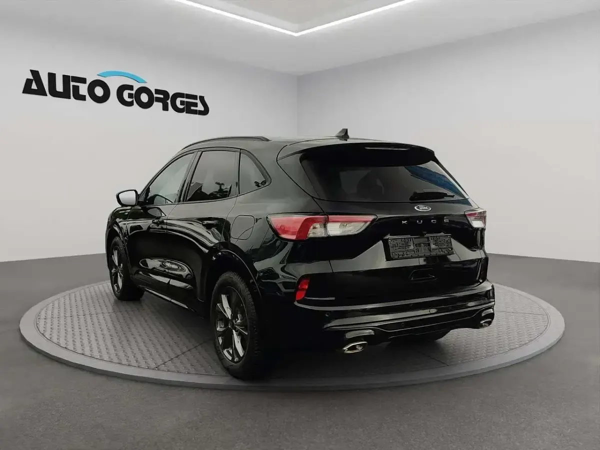 Gebraucht Ford Kuga ST-Line 150 PS (110 kW) 2022 Schwarz SUV