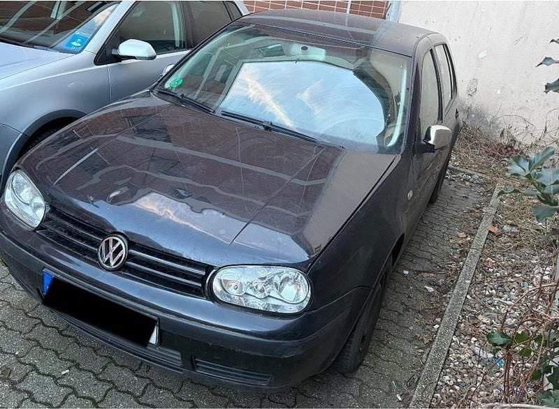 Gebraucht VW Golf IV Edition 101 PS (74 kW) 2003 Schwarz Limousine