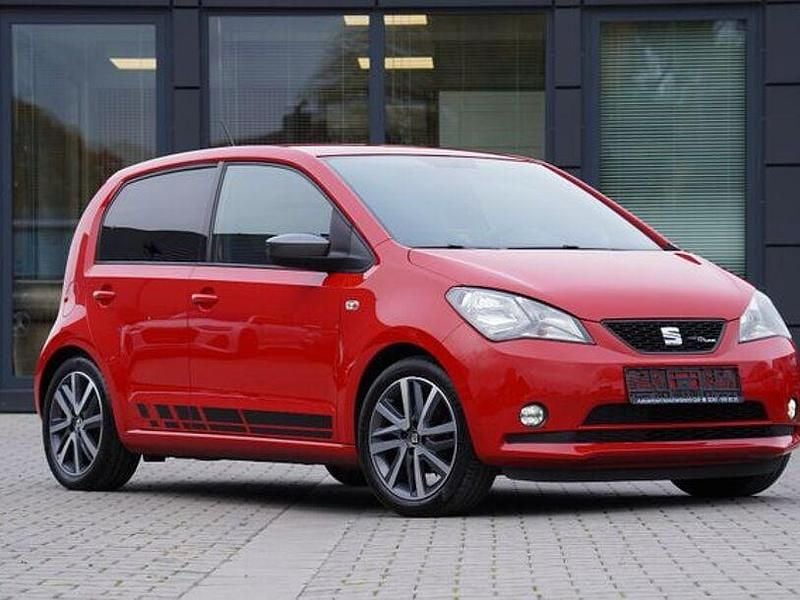 "tornado" rot Gebraucht 2016 Seat Mii FR-Line Kleinwagen | 8.450 € (Fairer Preis) - Bild 1/4