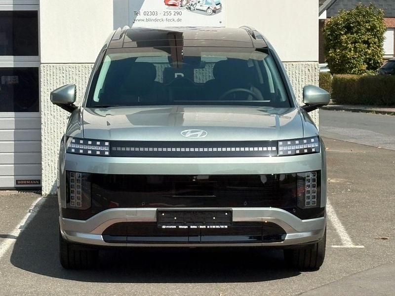 Neu Hyundai Ioniq 9 225 kW (307 PS) 2025 Grau SUV