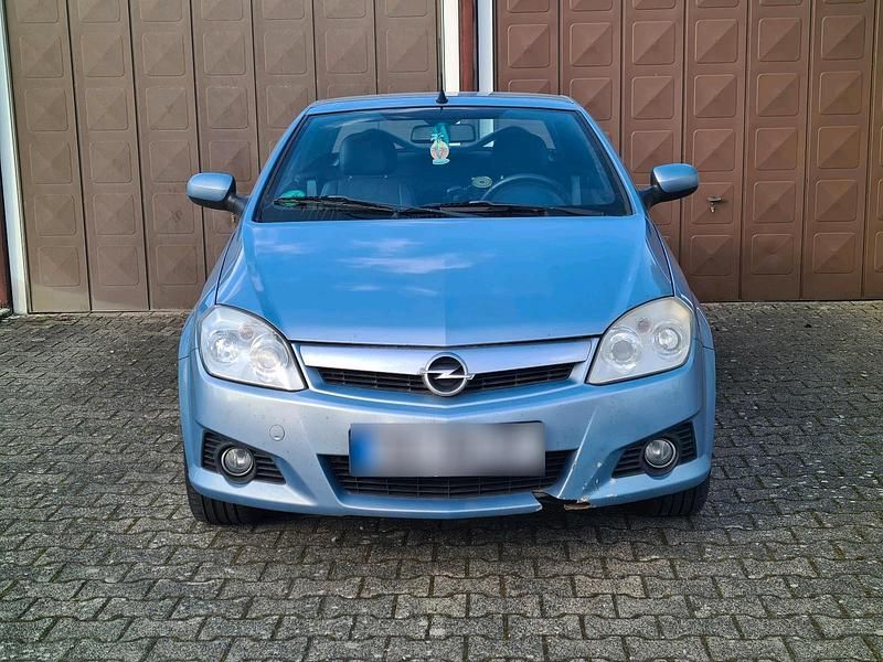 Gebraucht Opel Tigra 125 PS (91 kW) 2007 Cabrio