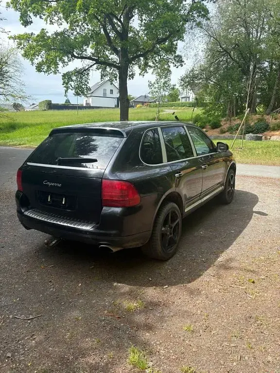 Second-hand Porsche Cayenne 340 CP (250 kW) 2003 Negru SUV