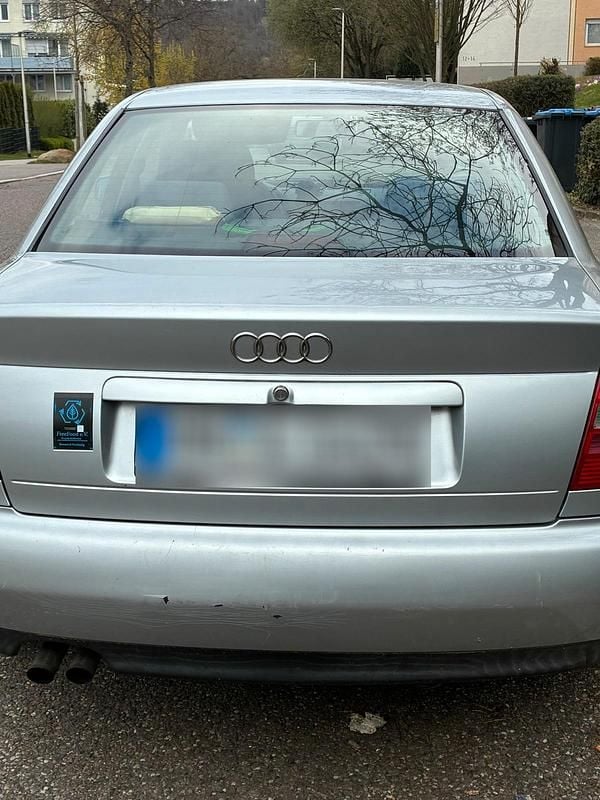 Gebraucht Audi A4 150 PS (110 kW) 1997 Silber Limousine