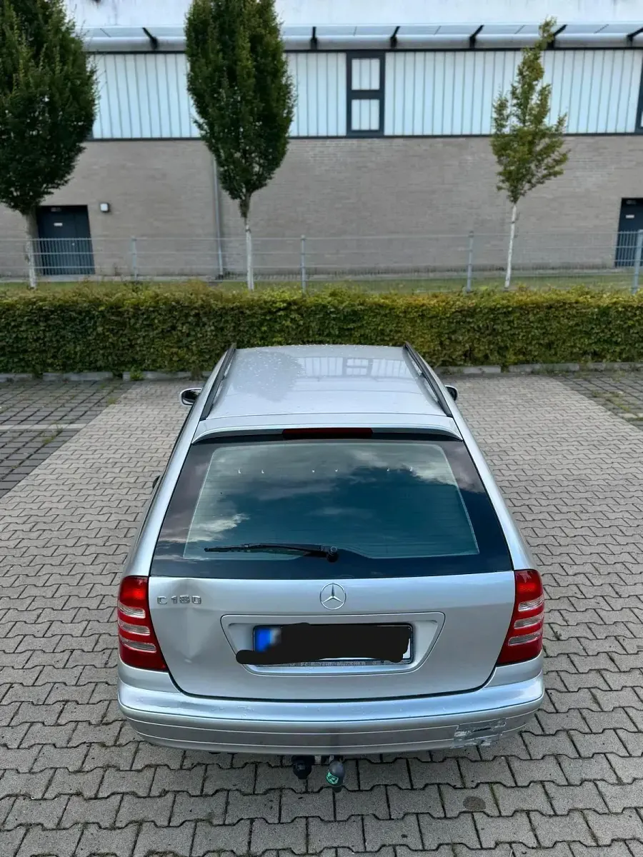 Gebraucht Mercedes C180 Classic 150 PS (110 kW) 2004 Silber Kombi