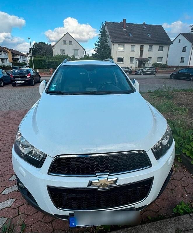 Gebraucht Chevrolet Captiva 182 PS (133 kW) 2012 Weiß SUV