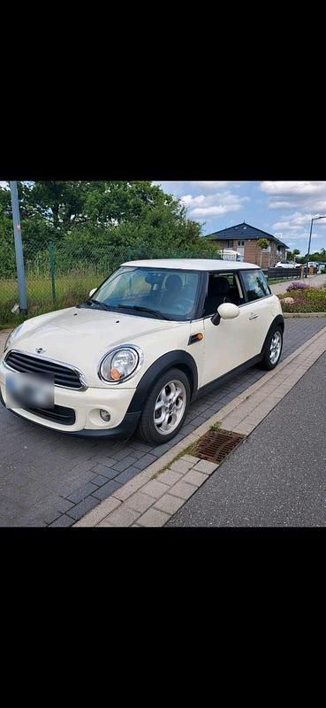 Second-hand Mini Cooper 2013 Bej Hatchback