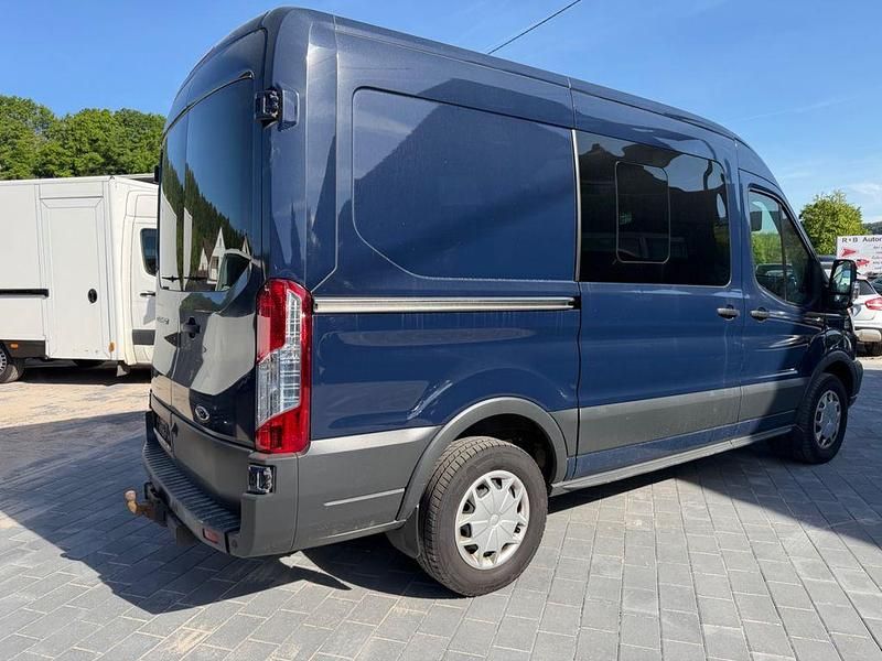 Gebraucht Ford Transit Trend 170 PS (125 kW) 2016 Blazer blue Limousine