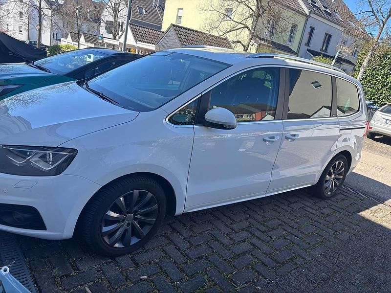 Gebraucht Seat Alhambra 131 PS (96 kW) 2015 Weiß Van / Kleinbus